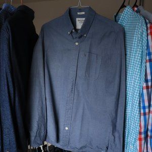 Abercrombie & Fitch Medium Muscle Button-Down Shirt